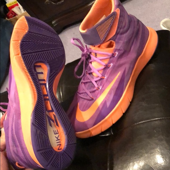 Nike ZOOM!! Basketball sneaker - Picture 5 of 5